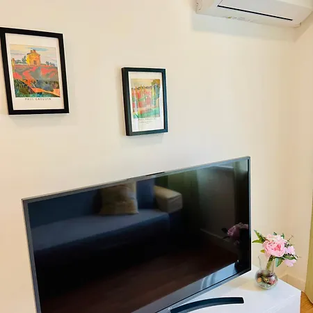 Serene 2-bedroom Flat With Garden View In Benfica