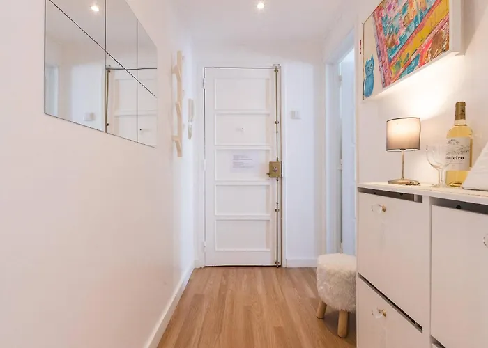 Serene 2-bedroom Flat With Garden View In Benfica Appartement Lisboa