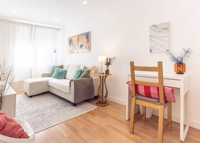 Lejlighed Serene 2-bedroom Flat With Garden View In Benfica *
